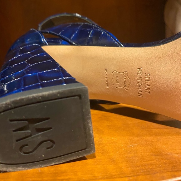 Stuart Weitzman Croco Pumps - Picture 4 of 5